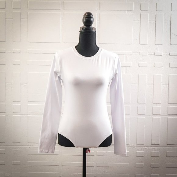 MANGOPOP Women's Basic Bodysuit - Crew Neck Long Sleeve Shirt With Snap Closure